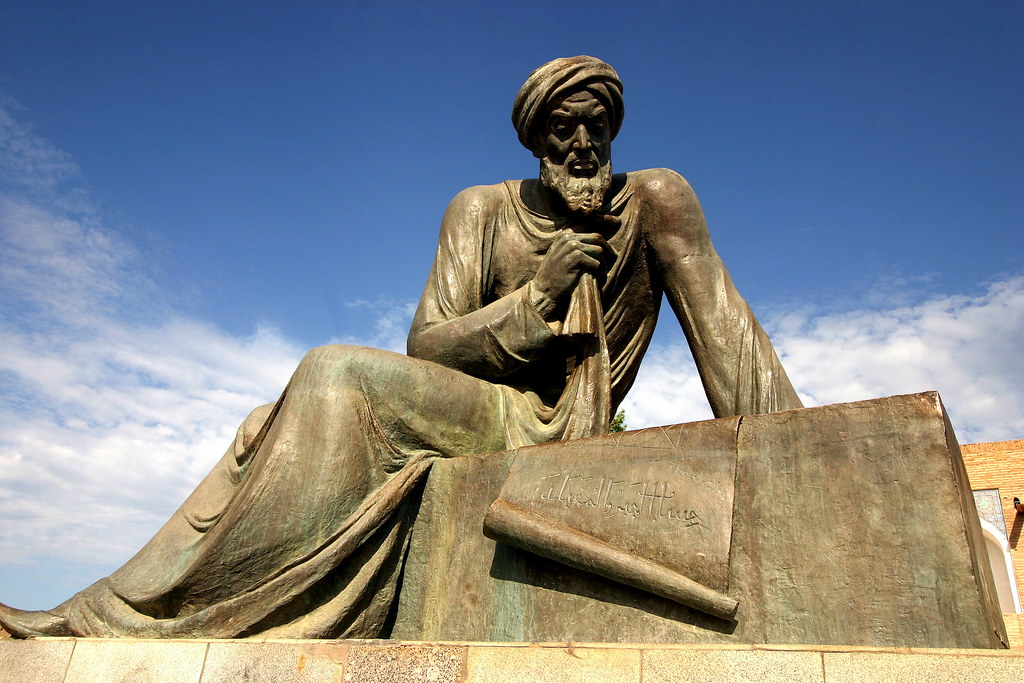 Statue d'Al-Khwarizmi